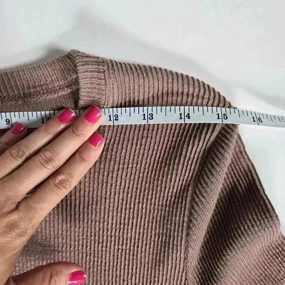 Madewell Brown neutral basic Knot-Front Ribbed long sleeve top size Small - Picture 5 of 7